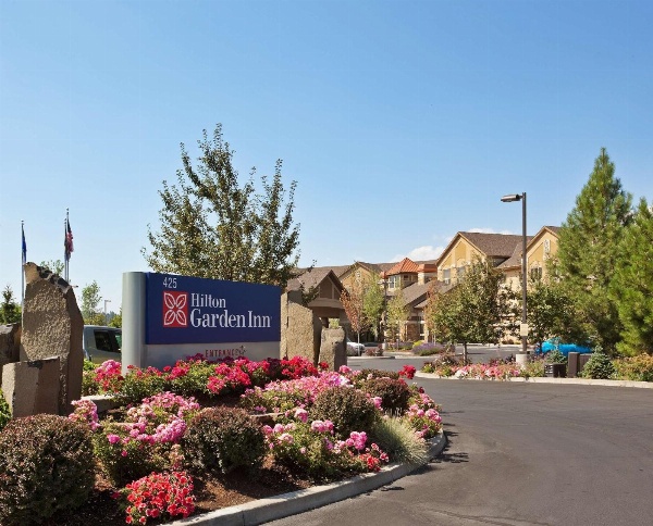 Hilton Garden Inn Bend image 3